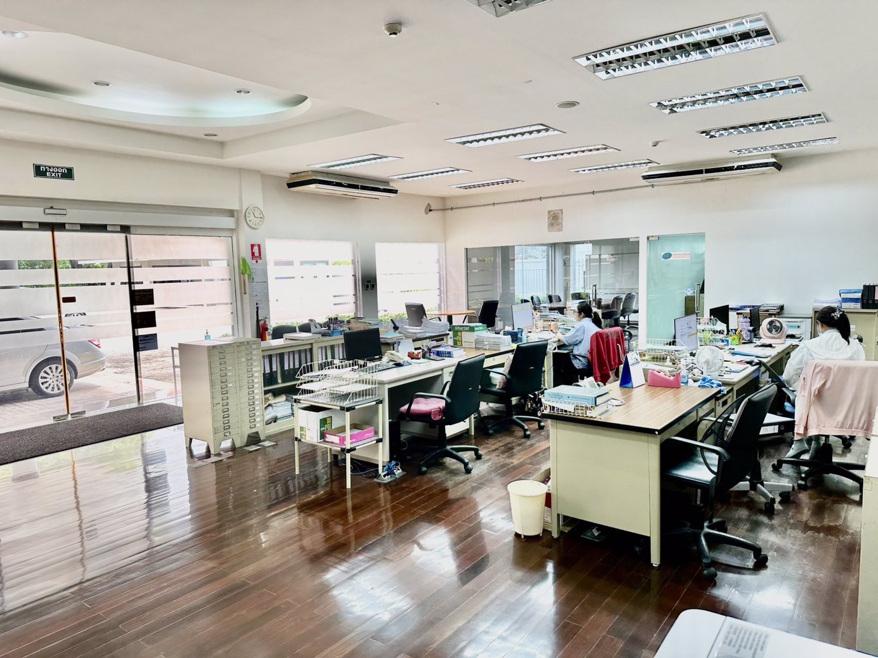 ขาย-โรงงาน-ฉีดพลาสติก-พร้อมเครื่องจักร-โรจนะ1