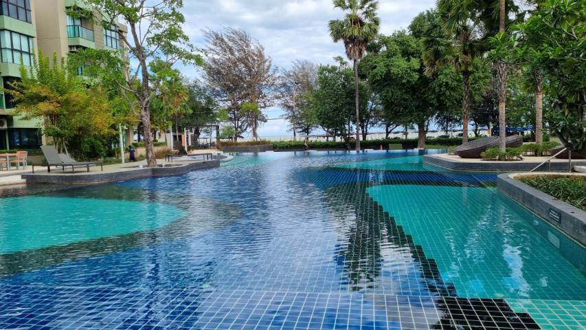 ให้เช่าคอนโดติดทะเล-ลุมพินีพาร์คบีช-ชะอำ-รายวัน-รายเดือน