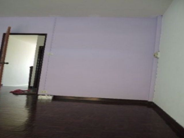 b094-ให้เช่า-ทาวน์โฮม-3-ชั้น-ซ-ลาดพร้าว-48-ใกล้-mrt-สุทธิสาร-เข้าออกถนนรัชดาได้-เฟอร์ครบ-พร้อมอยู่-