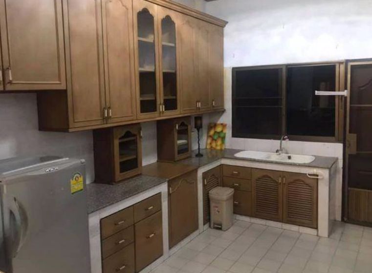 ให้เช่าทาวน์เฮ้า-3-ชั้น-สุขุมวิท-69-ใกล้สถานีรถไฟฟ้า-พระโขนง