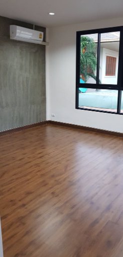 ให้เช่าทาวน์โฮม-2-ชั้น-ซอยลาดพร้าว-94-ทำเลดีแต่งสวย-เหมาะทำสำนักงาน-ร้านกาแฟ-สปา-เสริมสวย