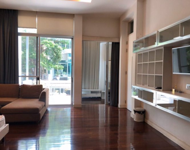 ให้เช่าทาวน์โฮมหรู-3-ชั้น-เดอะแลนด์มาร์ค-เรสซิเดนซ์-ลาดพร้าว-ระหว่าง-32-34-ใกล้-mrt-บ้านสวย