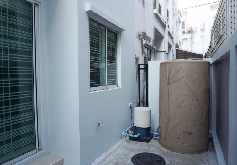 ให้เช่าทาวน์โฮม-3-ชั้น-โครงการบ้านกลางเมือง-สาทร-ตากสิน-2-บ้านหลังมุม-ใกล้-bts-วุฒากาศ-และบางหว้า