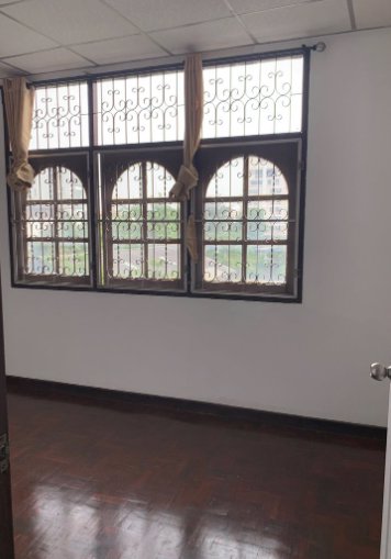 ให้เช่าทาวน์เฮ้าส์-4-ชั้น-ซอยไชโย-ย่านรัชดา-ห้วยขวาง-ใกล้-mrt-สุทธิสารเพียง-500-เมตร