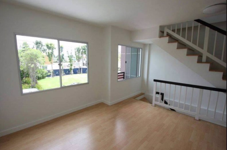 ให้เช่าทาวน์โฮม-3-ชั้น-โครงการ-ทาวน์พลัส-อ่อนนุช-ตกแต่งสวยพร้อมอยู่-ใกล้-airport