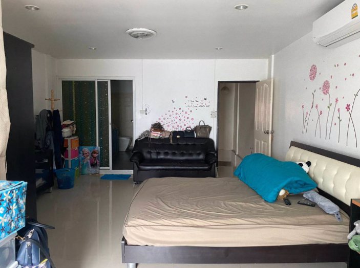 ให้เช่าทาวเฮ้าส์-2-ชั้น-ซอยรัชดาภิเษก-32-ใกล้-mrt-ลาดพร้าว