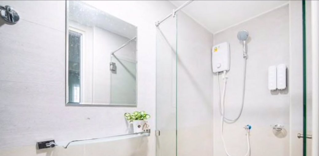 ให้เช่าบ้านทาวน์เฮ้าส์-3ชั้น-ใกล้-btsเอกมัย-ติดห้างบิ๊กซี-บ้านสวย-เหมาะพักอาศัย