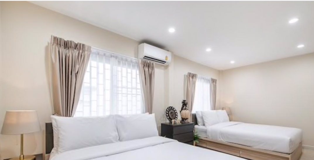 ให้เช่าบ้านทาวน์เฮ้าส์-3ชั้น-ใกล้-btsเอกมัย-ติดห้างบิ๊กซี-บ้านสวย-เหมาะพักอาศัย