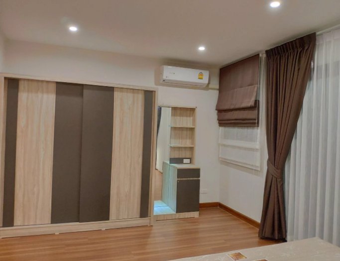 ให้เช่าทาว์นโฮม-3-ชั้น-โครงการศุภาลัย-เอสเซ้นส์-ซอยลาดพร้าว-107-บ้านสวย-มีเฟอร์นิเจอร์