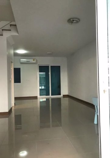 ให้เช่าทาวน์โฮม-3-ชั้น-โครงการ-เดอะทรัสต์-เกษตรนวมินทร์-นวลจันทร์-มีเฟอร์นิเจอร์