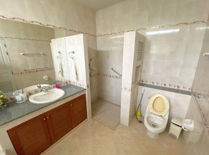 b344-ให้เช่าบ้านเดี่ยว-2-ชั้น-หมู่บ้านปริญสิริ-นวลจันทร์-บ้านสวยน่าอยู่-มีเฟอร์นิเจอร์-เดินทางสะดวก