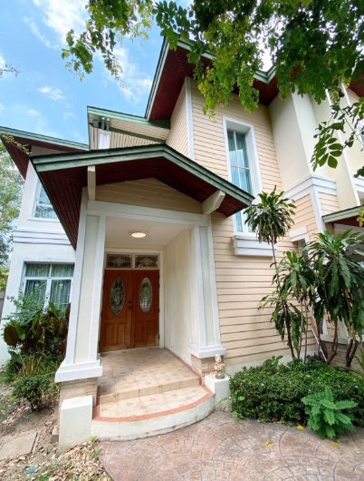 b344-ให้เช่าบ้านเดี่ยว-2-ชั้น-หมู่บ้านปริญสิริ-นวลจันทร์-บ้านสวยน่าอยู่-มีเฟอร์นิเจอร์-เดินทางสะดวก