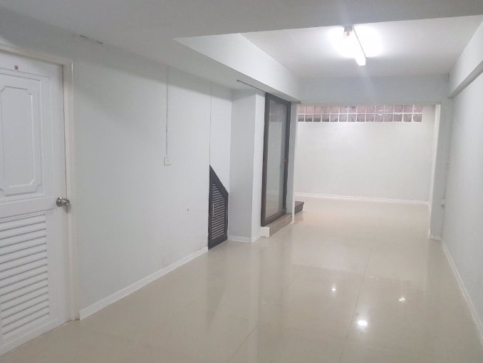 s065-ให้เช่า-และ-ขาย-อาคารพาณิชย์-5-ชั้น-ทำเลดีติดถนน-ลาดพร้าว-71-เพิ่งรีโนเวทใหม่-เหมาะอาศัย-ทำร้าน