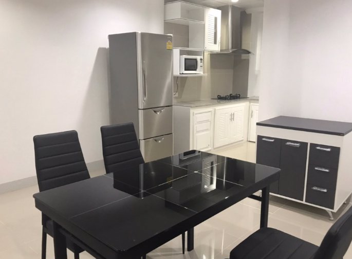 ให้เช่าทาวน์โฮม-3-ชั้น-ถนนเสนานิคม-ซอย-4-บ้านน่าอยู่-เพิ่งรีโนเวท-ใหม่-ใกล้-btsเสนานิคม