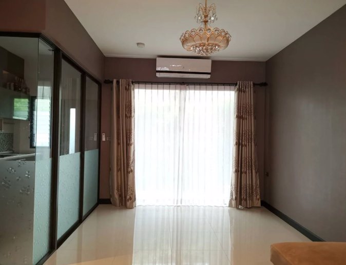 ให้เช่าทาวน์โฮม-3-ชั้น-โครงการเดอะแลนด์มาร์ค-เอกมัย-รามอินทรา-ซอยสุคนธสวัสดิ์-25-บ้านสวย-น่าอยู่-ทำเ