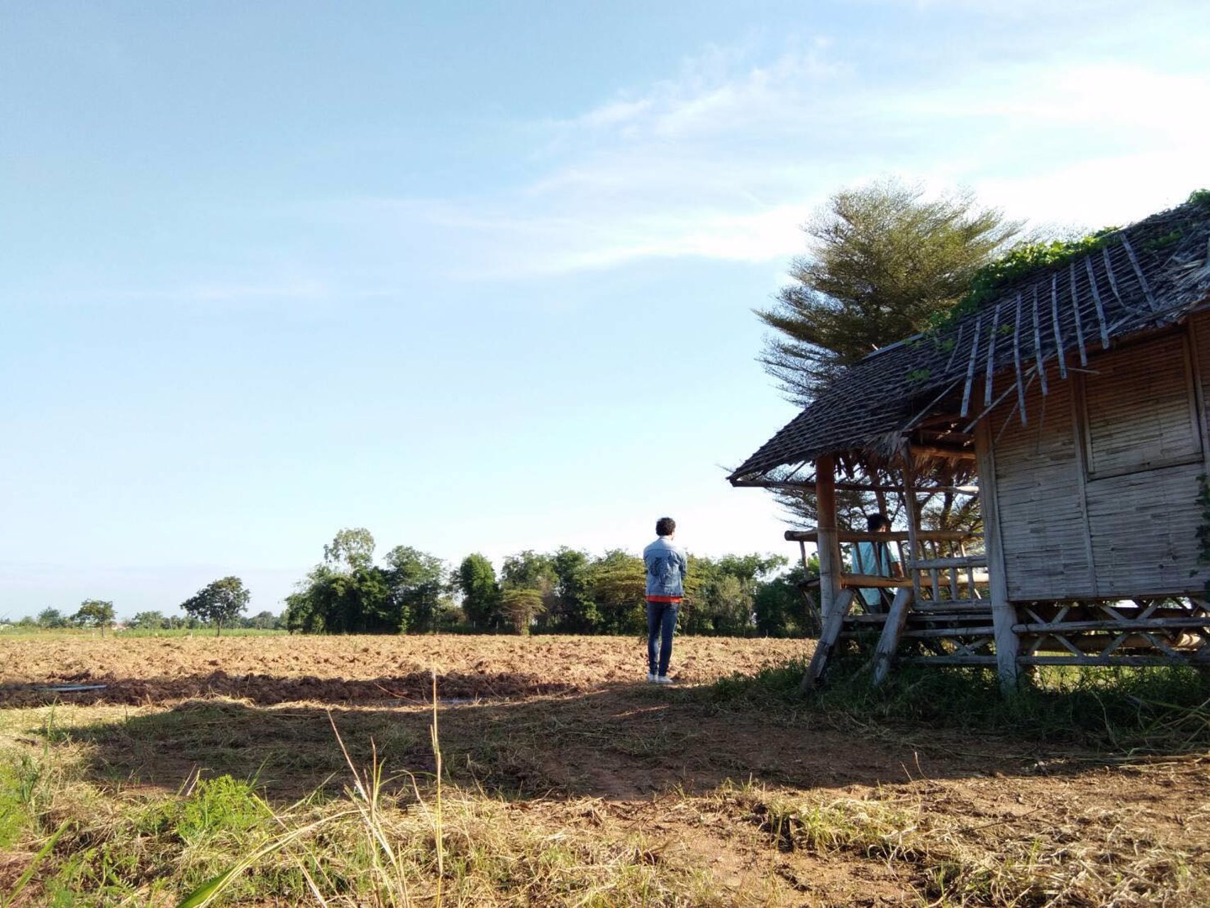 ขายที่ดิน-8-ไร่-3-งาน-ติดถนนสายเอเซีย-อมโนรมย์-จ-ชัยนาท-ฝั่งไปนครสวรรค์-ทำเลดี-ที่สวย