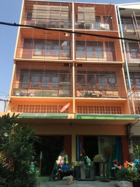 ขายอาคารพาณิชย์-5-ชั้น-2-คูหา-มีดาดฟ้า-เนื้อที่-45-ตรว-ซอยประชาราษฎร์-10-บางซื่อ-ทำเลดี