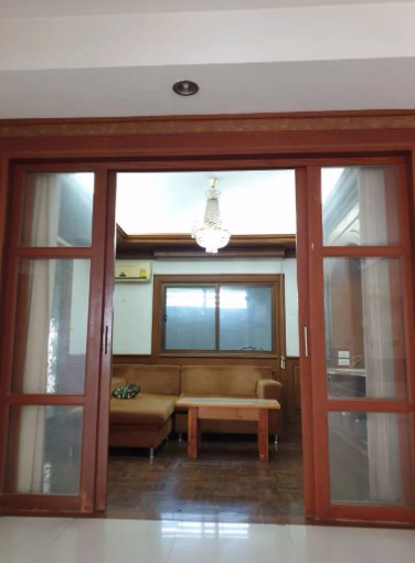 ขาย-และ-ให้เช่า-บ้านเดี่ยวหลังใหญ่-2-ชั้น-หมู่บ้านเมืองเอก-รังสิต-เนื้อที่-195-ตรว-ถเอกบูรพา-ใกล้