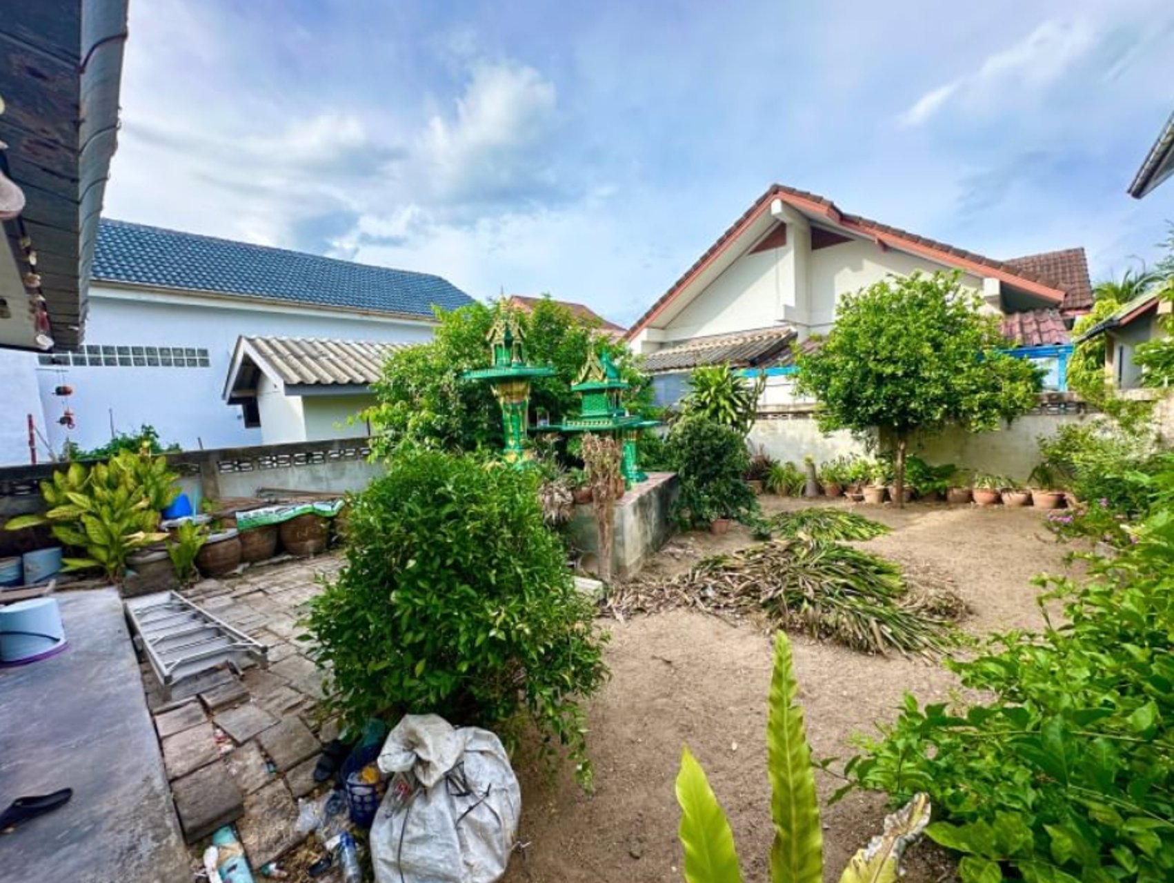 ขาย-ตึกแถว-3-ชั้น-3-คูหา-ทะเล-อ่าวประจวบ