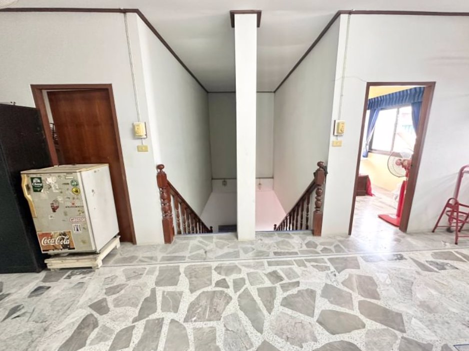 ขาย-ตึกแถว-3-ชั้น-3-คูหา-ทะเล-อ่าวประจวบ