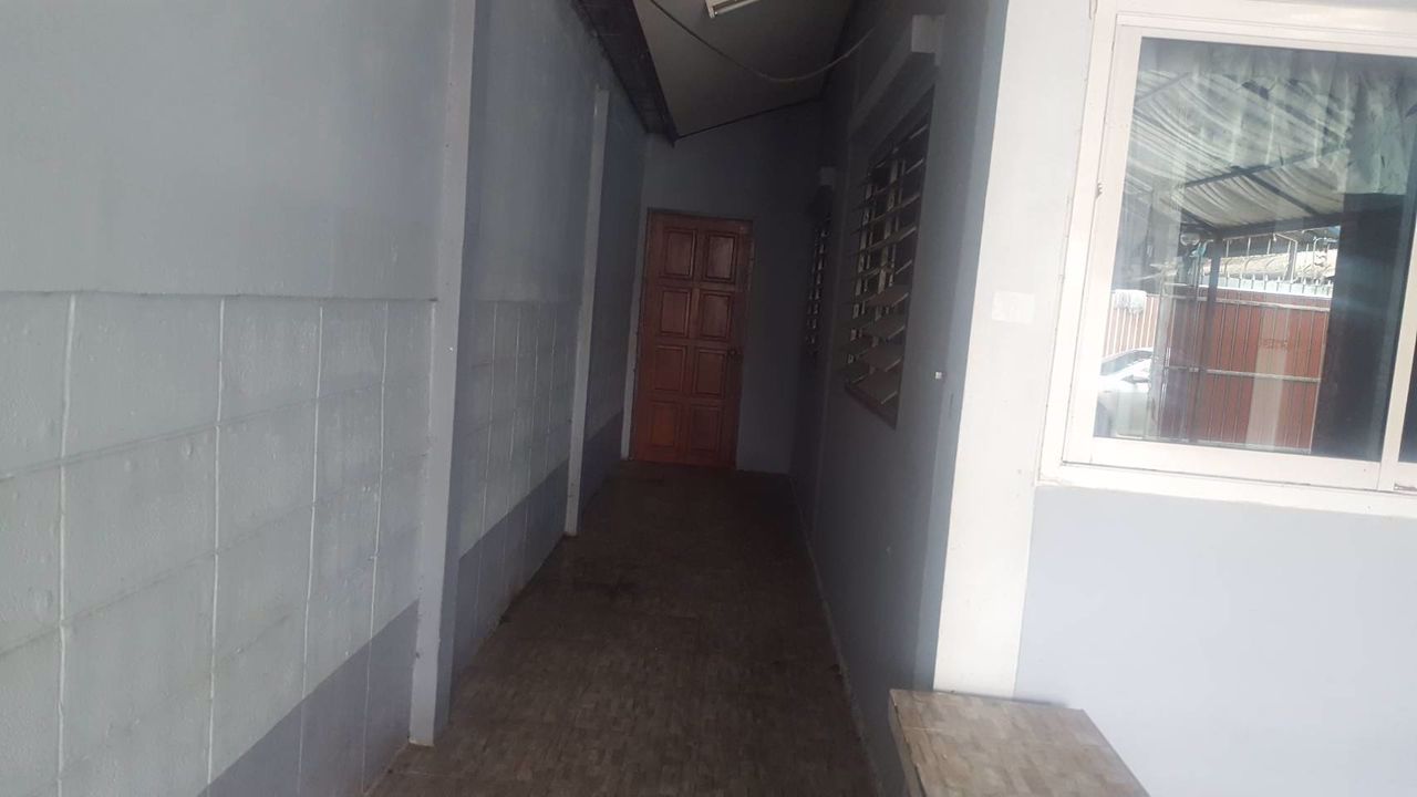 บ้านเดี่ยวชั้นเดียว-54-ตรว-ซอยหมอศรี-ใกล้โรงเรียนยอแซฟ-สามพราน