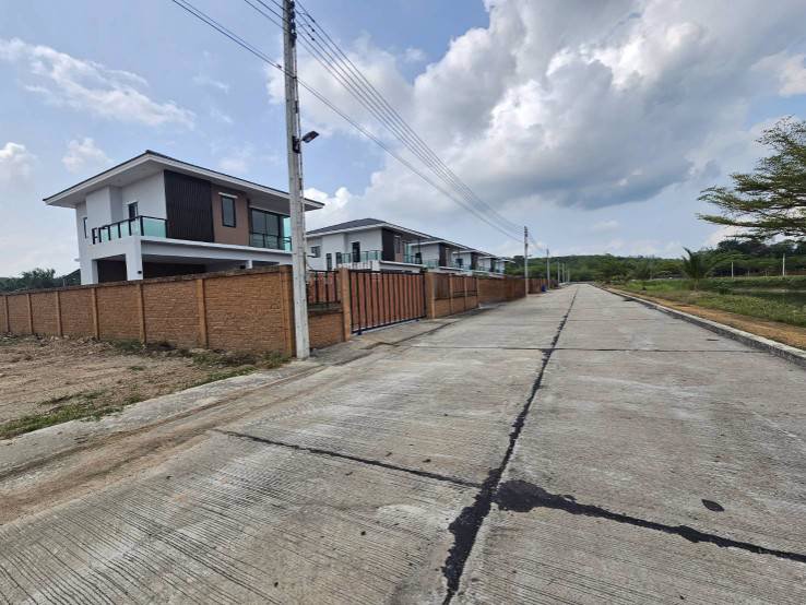 ขายบ้านเดี่ยว-2-ชั้น-โครงการ-วิว-ฐานทรัพย์แลนด์-ชุมแสง-วังจันทร์