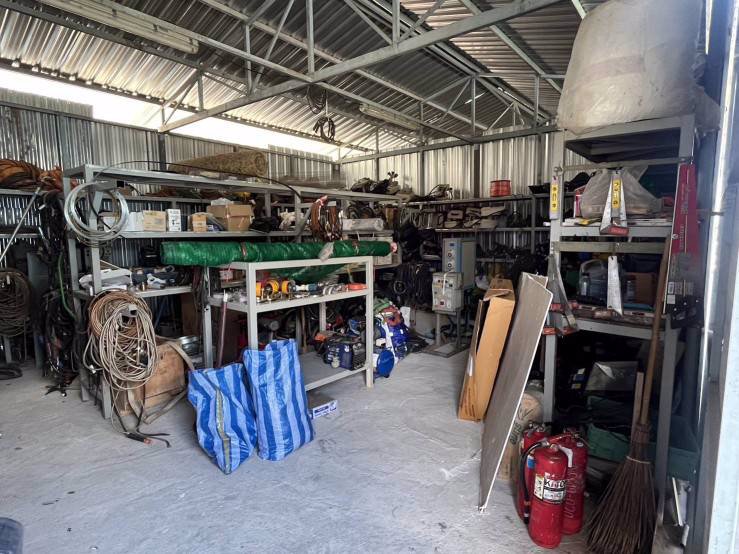 ขายที่ดินพร้อมสิ่งปลูกสร้าง-อาคารโกดัง-ห้วยโป่ง-อำเภอเมืองระยอง