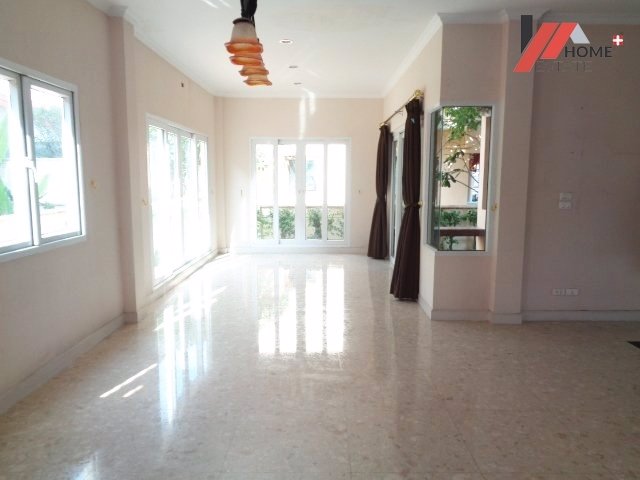 บ้านเดี่ยวหรู-ขายถูก-หมู่บ้านกรานต์วดี-ใจกลางพุทธมณฑล-สาย-3-ใกล้สนามหลวง-2-บางแวก-บางแค-ทวีวัฒนา-ถบ