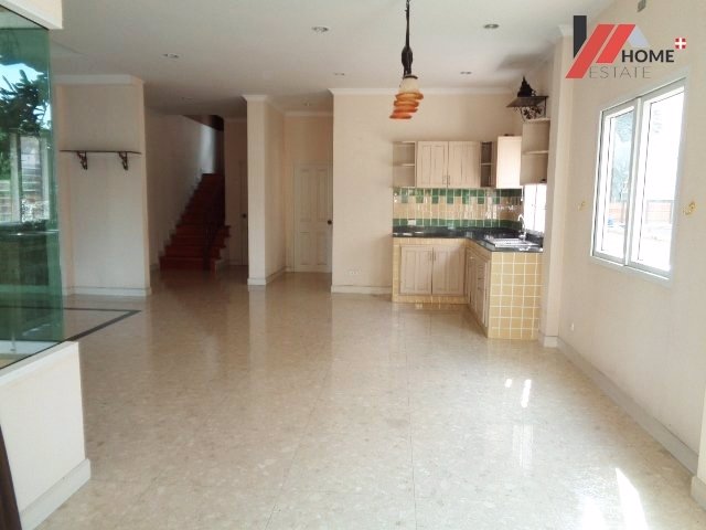 บ้านเดี่ยวหรู-ขายถูก-หมู่บ้านกรานต์วดี-ใจกลางพุทธมณฑล-สาย-3-ใกล้สนามหลวง-2-บางแวก-บางแค-ทวีวัฒนา-ถบ