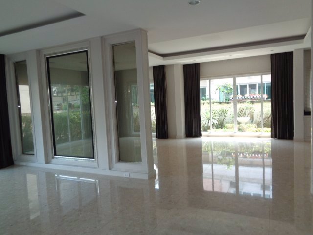 ขายบ้านเดี่ยวหรู-แกรนด์บางกอกบูเลอวาร์ด-สาทร-ราชพฤกษ์-ตรงข้ามเดอะเซอร์เคิล-ราชพฤกษ์-และฟู้ดวิลล่า