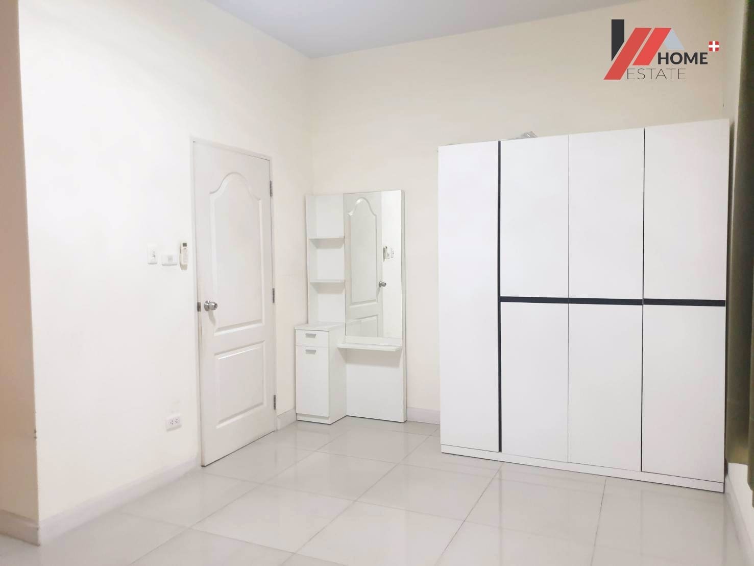 ขายทาวน์โฮม-หลังมุม-วงเเหวน-ลำลูกกา-คลอง-3-มี-4-นอน-32-ตรว-29-ล้าน