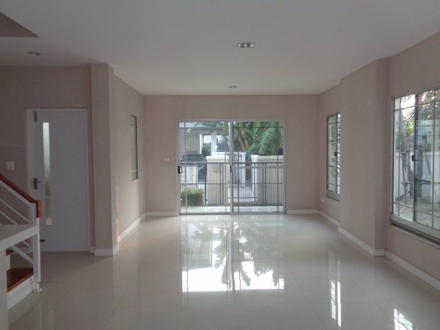 บ้านเดี่ยว-หลังมุม-มัณฑนา-แจ้งวัฒนะ-ราชพฤกษ์-ถชัยพฤกษ์-แลนด์แอนด์เฮ้าส์-612ตรวใกล้ปากเกร็ด-เซ็นทร