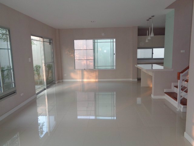 บ้านเดี่ยว-หลังมุม-มัณฑนา-แจ้งวัฒนะ-ราชพฤกษ์-ถชัยพฤกษ์-แลนด์แอนด์เฮ้าส์-612ตรวใกล้ปากเกร็ด-เซ็นทร