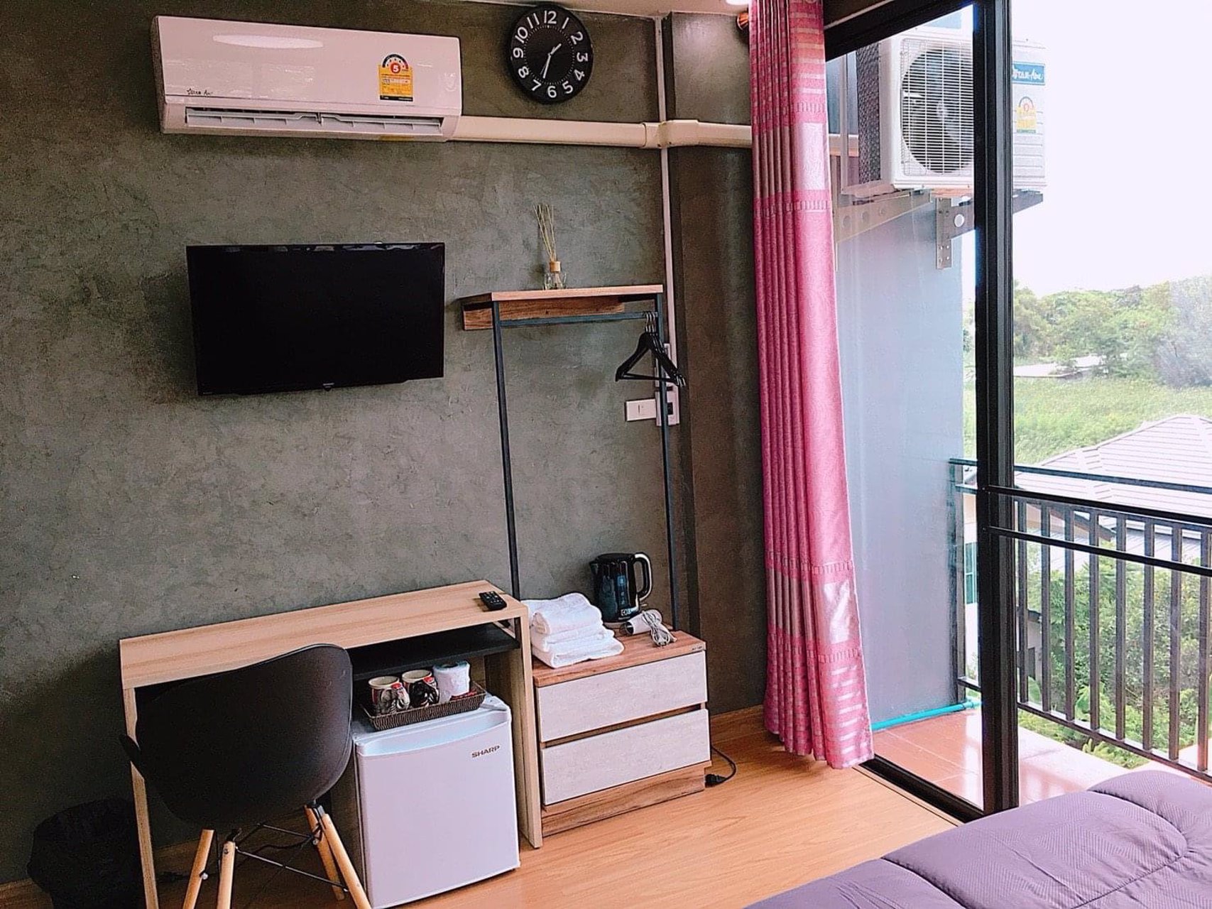 ขายทาวน์โฮม-4-ชั้น-ดาดฟ้า-มีลูกค้าเช่ารายเดือนเต็มทุกห้อง