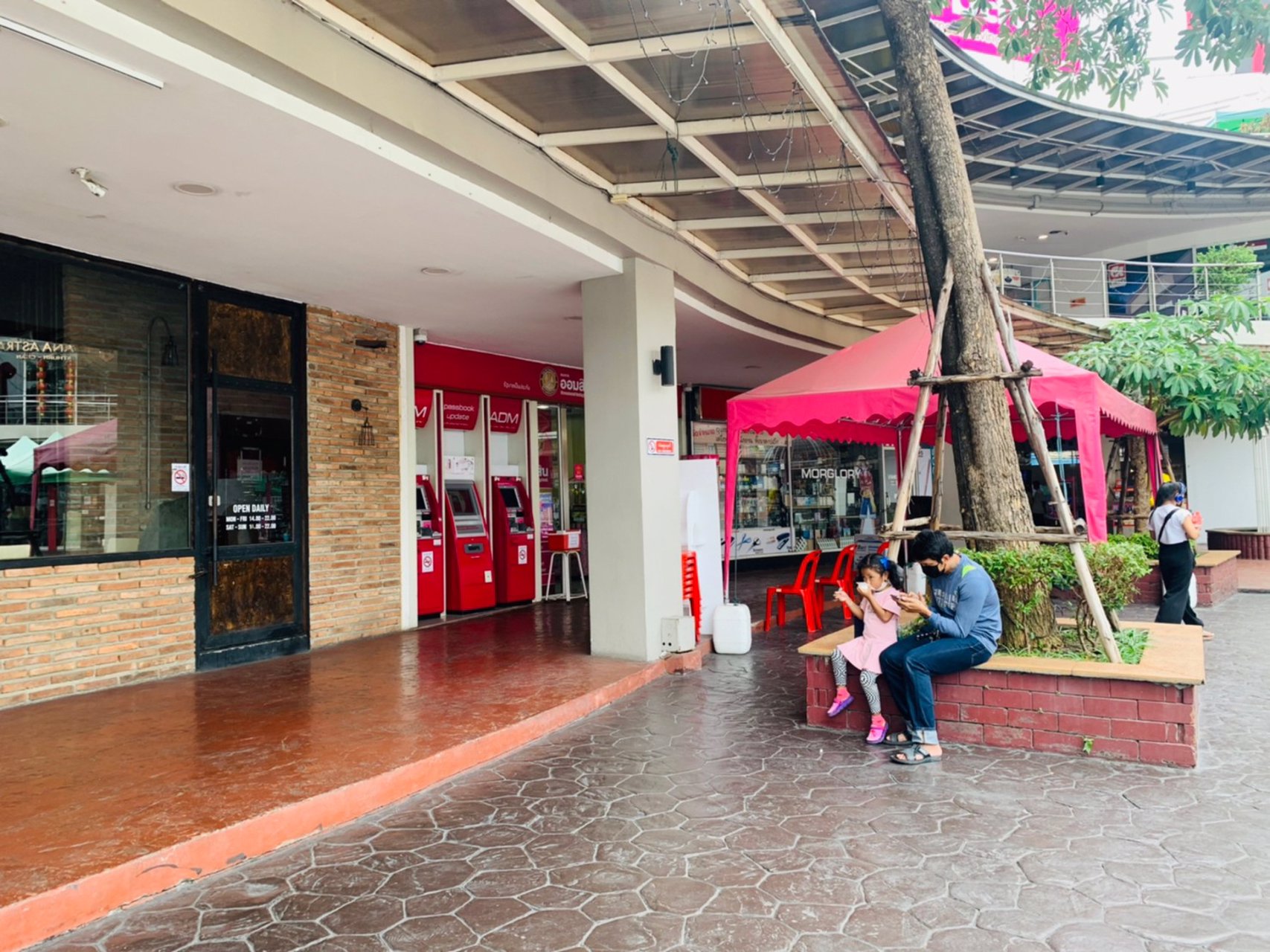 พื้นที่สำนักงานให้เช่า-ขนาด-67-ตารางเมตร