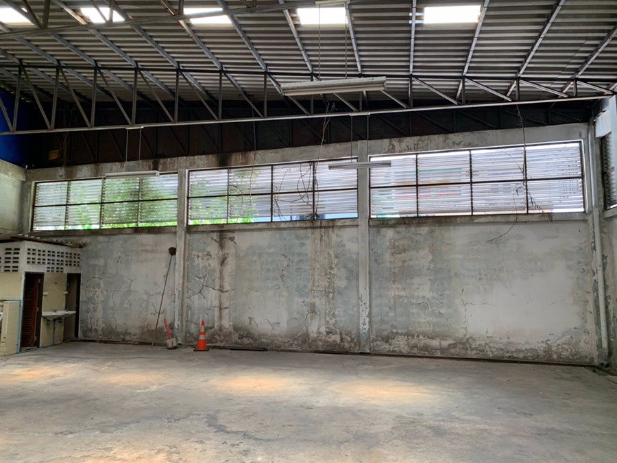 อาคารพาณิชย์ให้เช่า-ทำเลดี-ใจกลางเมือง-มีที่จอดรถ