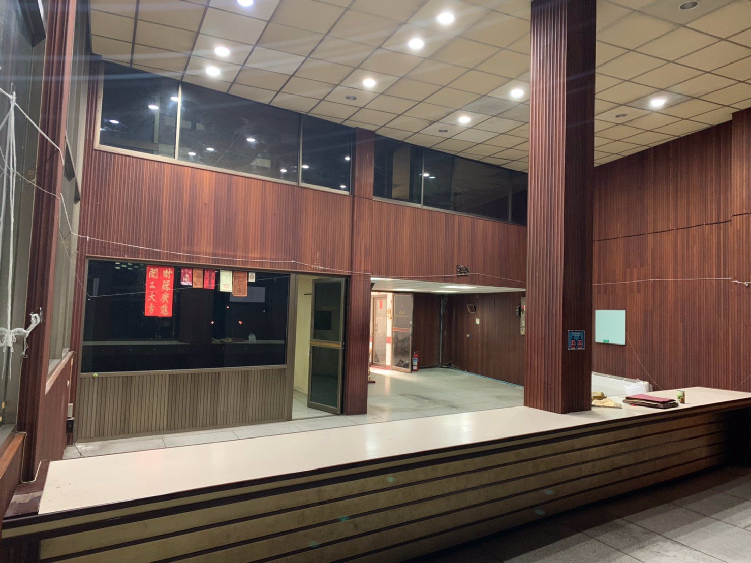 อาคารพาณิชย์ให้เช่า-ทำเลดี-ใจกลางเมือง-มีที่จอดรถ