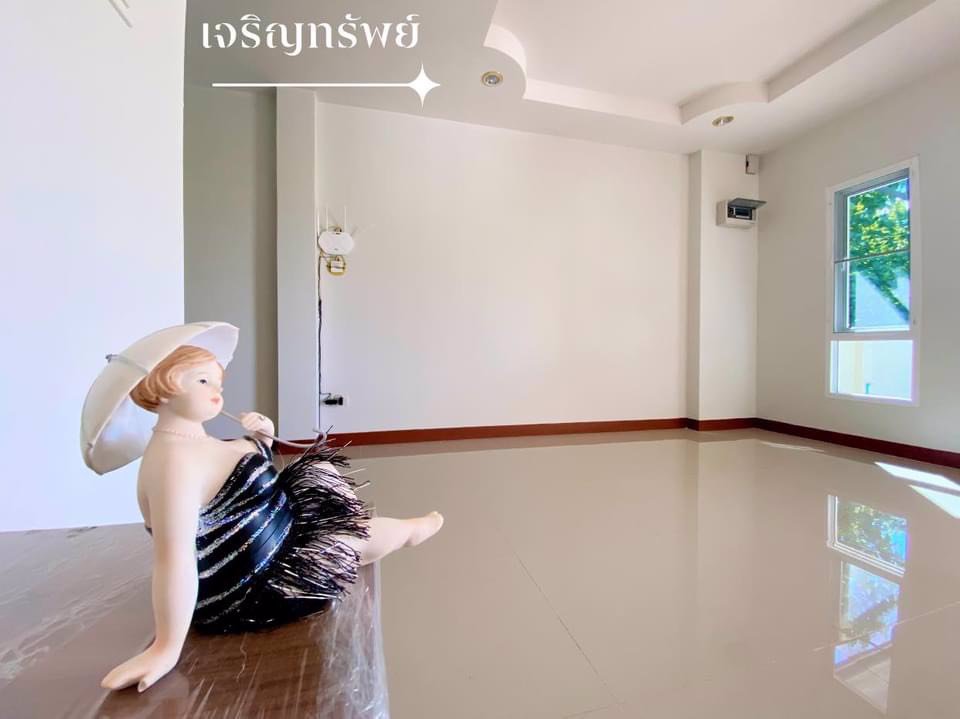 ขายบ้านใหม่สไตล์โมเดิร์น-เริ่มต้น-169-ลบ-ฟรี-ดาวน์-0-บาท-จองเพียง-5000-ผ่านเริ่มผ่อนได้เล