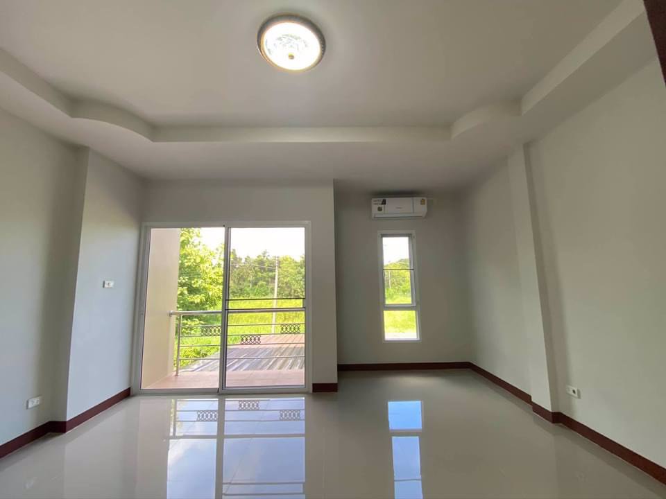 ขายบ้านใหม่สไตล์โมเดิร์น-เริ่มต้น-169-ลบ-ฟรี-ดาวน์-0-บาท-จองเพียง-5000-ผ่านเริ่มผ่อนได้เล