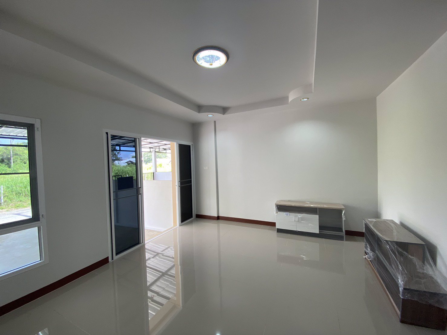 ขายบ้านใหม่สไตล์โมเดิร์น-เริ่มต้น-169-ลบ-ฟรี-ดาวน์-0-บาท-จองเพียง-5000-ผ่านเริ่มผ่อนได้เล