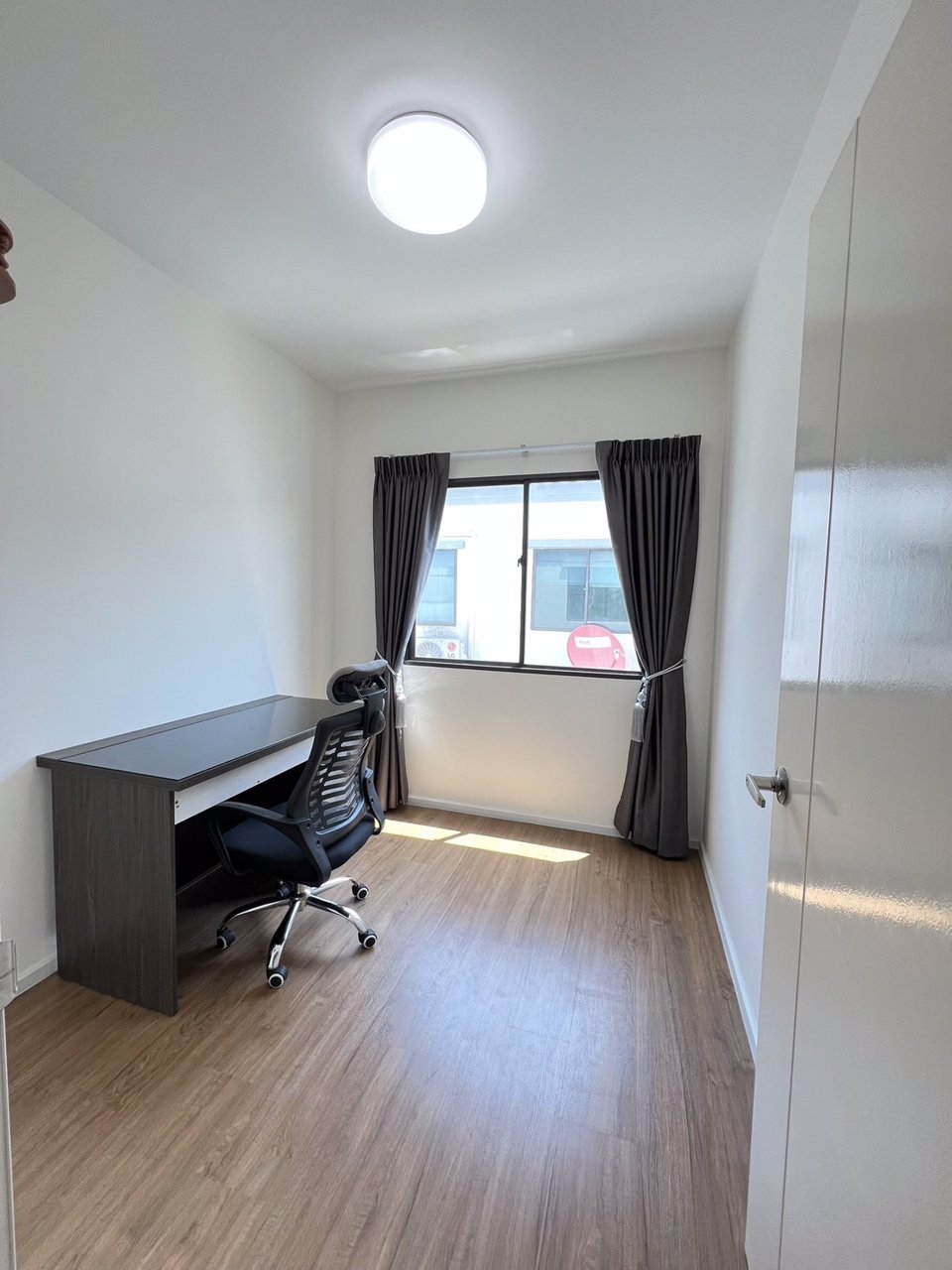 ขายทาวน์โฮม-2-ชั้น-หมู่บ้านพลีโน่-รังสิต-คลองสี่-วงแหวน-ฝั่งธัญบุรี-จปทุมธานี