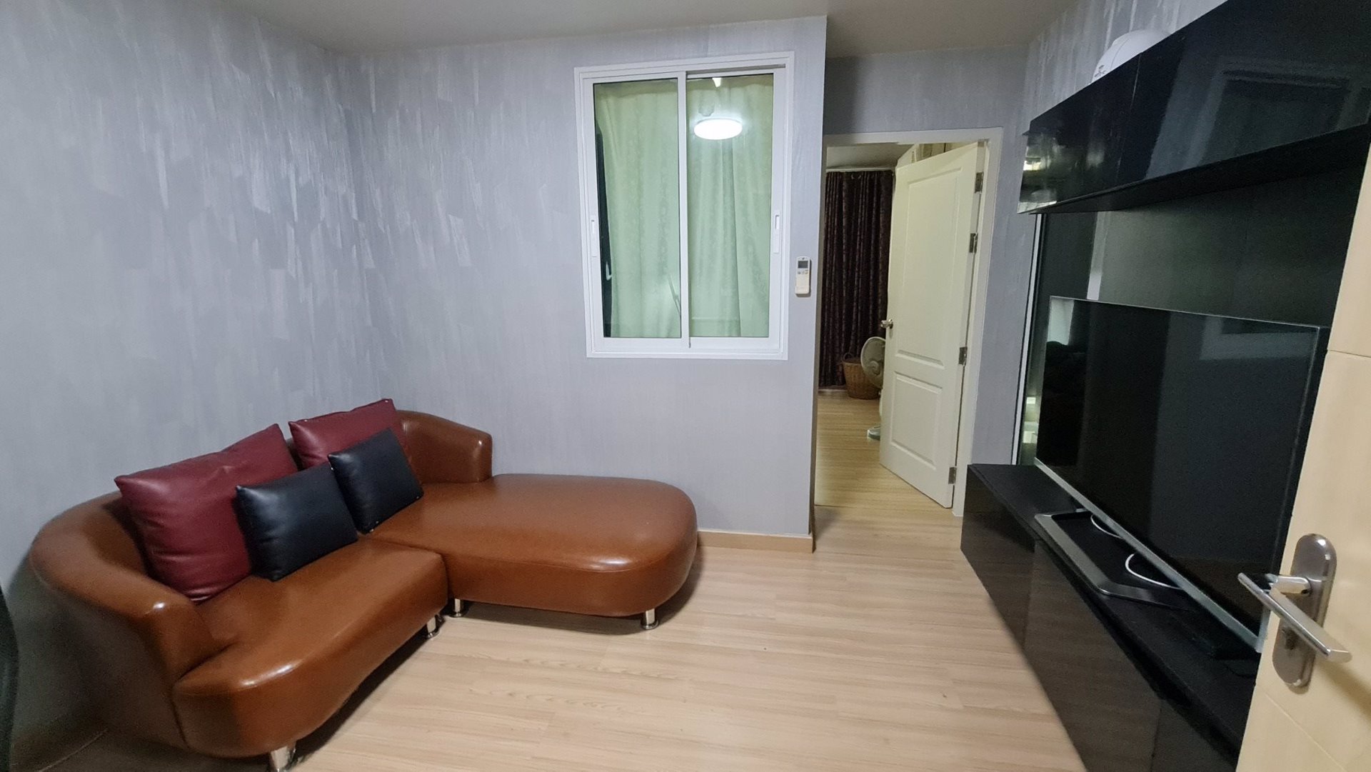 ขายห้องพัก-ใน-คอนโด-chateau-in-town-vibhavadi-30-ชาโตว์-อิน-ทาวน์-วิภาวดี-30-