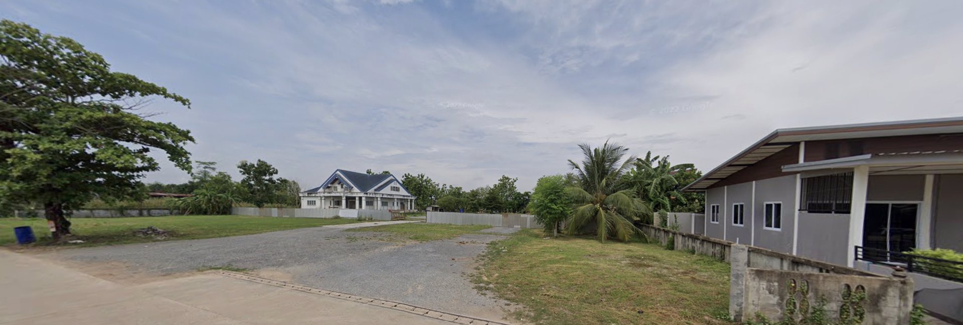 ขายที่ดินทำเลทอง-พร้อมบ้าน1หลัง-เนื้อที่-7ไร่-92-ตรว