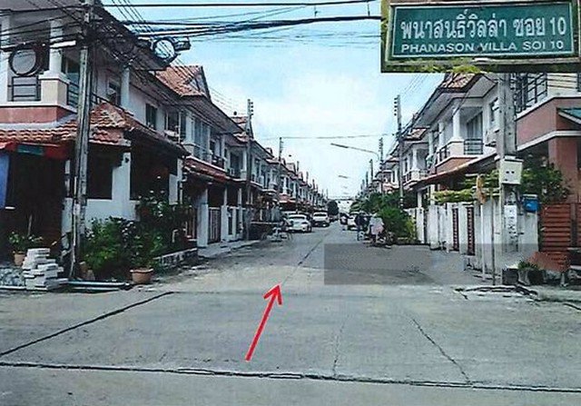 ขายทาวน์เฮ้าส์-2-ชั้น-เนื้อที่-21-ตรว-หมู่บ้านพนาสนธิ์-วิลล่า-บ่อแร่-3นอน2น้ำ