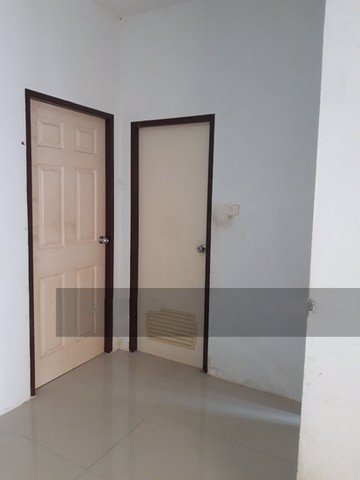 ขาย-ทาวน์เฮ้าส์-แผ่นดินทอง-ลิฟวิ่งโฮม-2นอน1น้ำ-พื้นที่77-ตรม