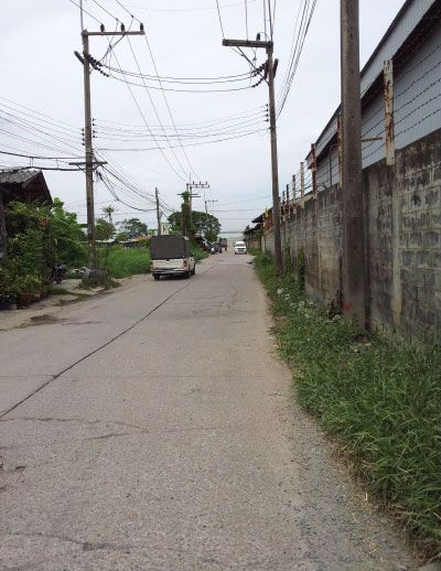 ขายที่ดินแปลงละ-25-ไร่-มี-2-แปลง-ถมแล้ว-พื้นที่สีเหลือง-ย่านอ้อมน้อย