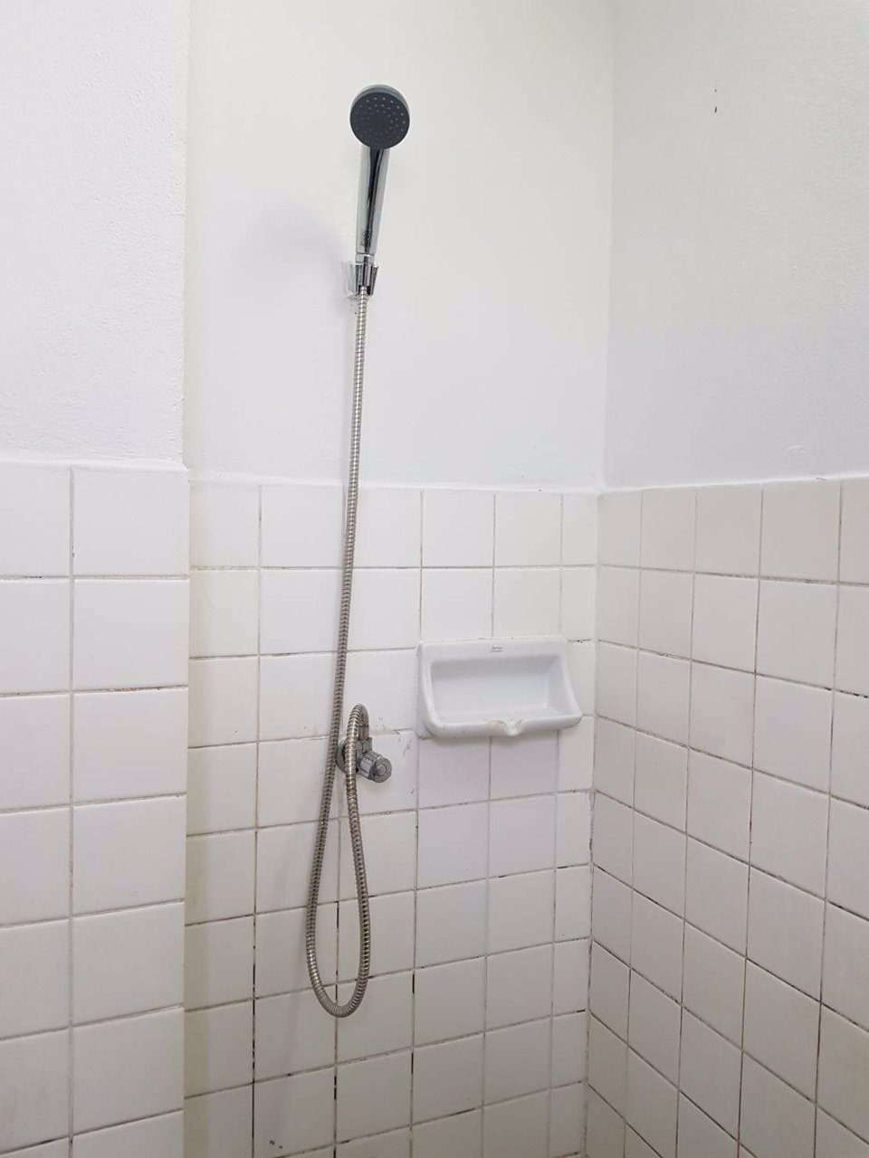 ให้เช่า-ห้องพักนครนนท์คนโด-มิเนียม-ซอย-เรวดี-59-ให้เช่าพร้อมแอร์-2500-บาท-รวมส่วนกลาง