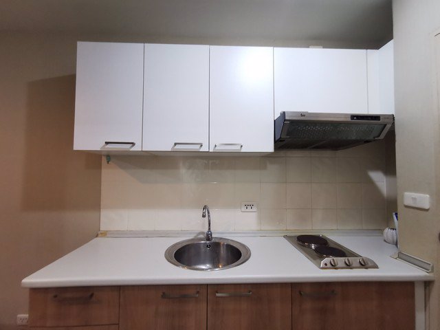 คอนโดให้เช่า-เมโทรพาร์คสาทร-ใกล้-bts-วุฒากาศ-31-ตรม-ขนาด-1-ห้องนอน-พร้อมเฟอร์ฯ-แดดเช้า-5900-บาท