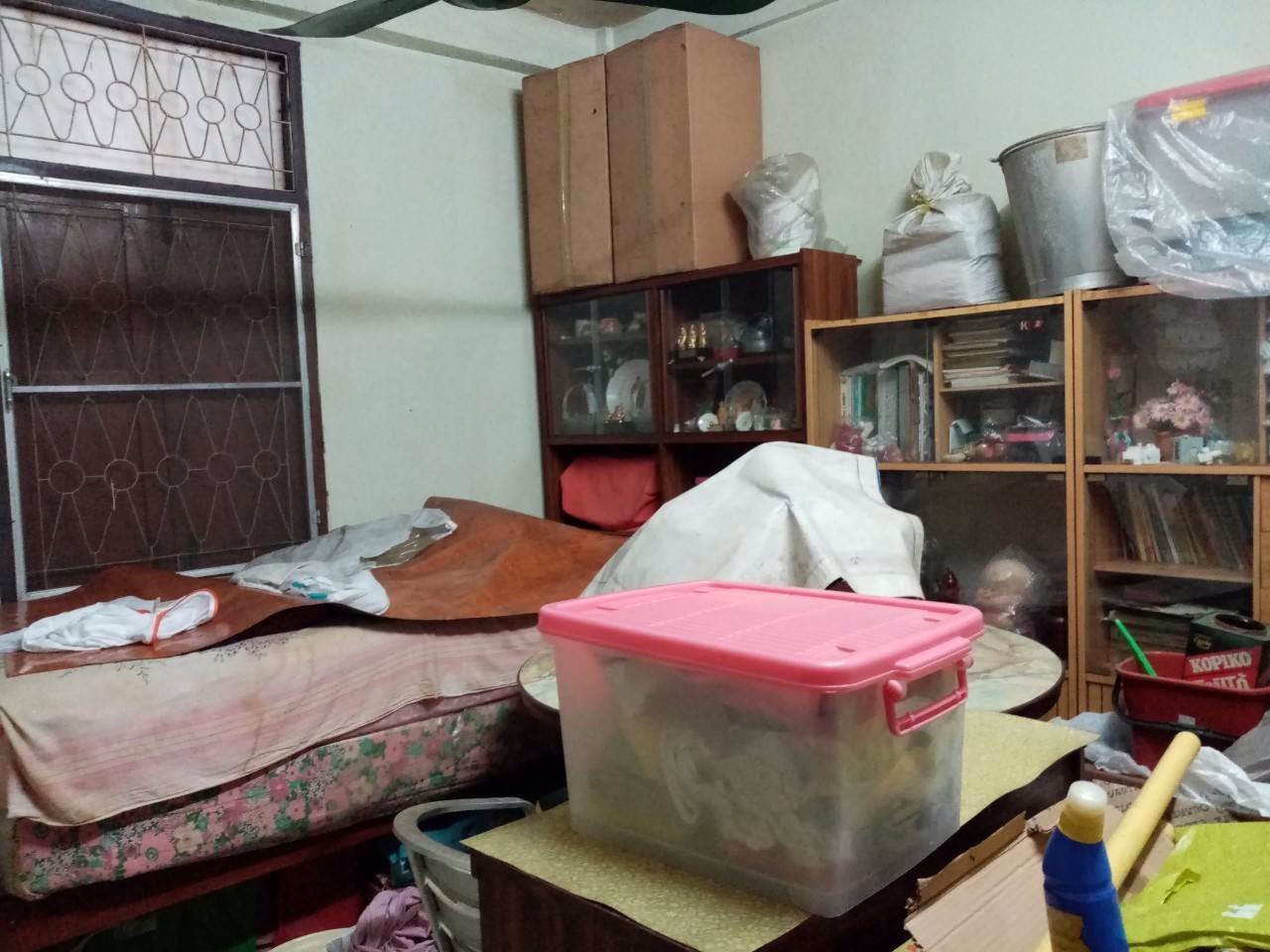 ขายตึกแถว-35ชั้น-3นอน3น้ำ-ปากซอยเซ็นหลุยส์-จันทน์18-7แยก2