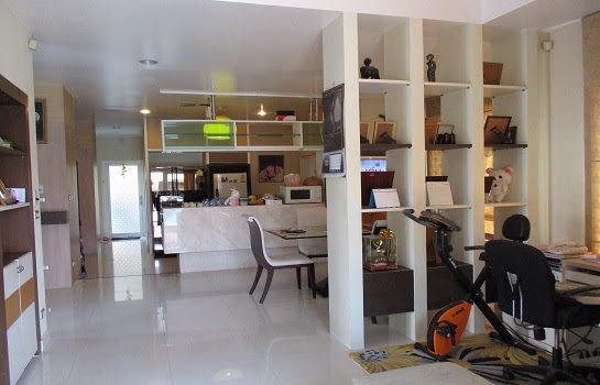 บ้านหรู-เดอวิลล์-ศรีนครินทร์-de-ville-srinakarin-พร้อมสระว่ายน้ำส่วนตัว